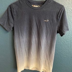Hollister tee
